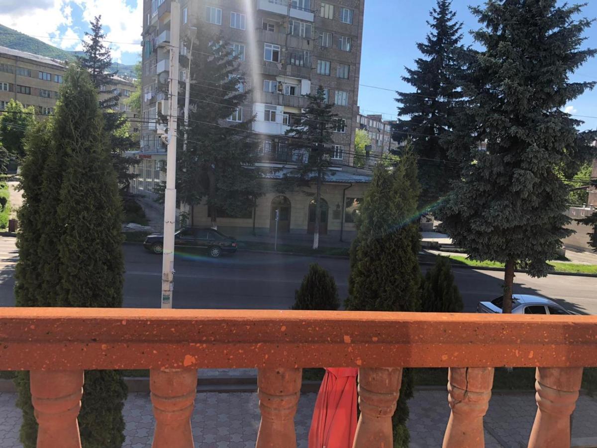 Valda Hotel On Tumanyan فانادزور المظهر الخارجي الصورة